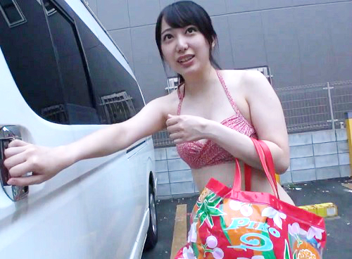 《連続射精＆連続中出し》「出しすぎぃぃ♡」湘南でナンパしたスレンダー美乳おっぱいのビキニ女子大生をパコリまくっちゃうｗｗ